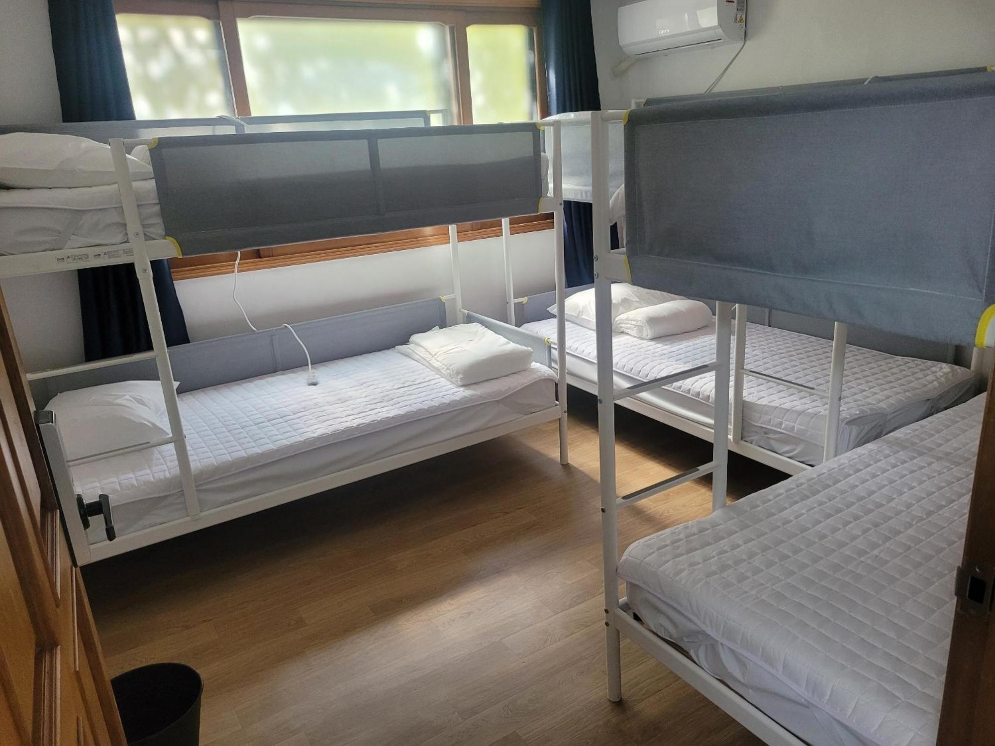 Ocean'S Guesthouse - Foreigners Only Seul Zewnętrze zdjęcie